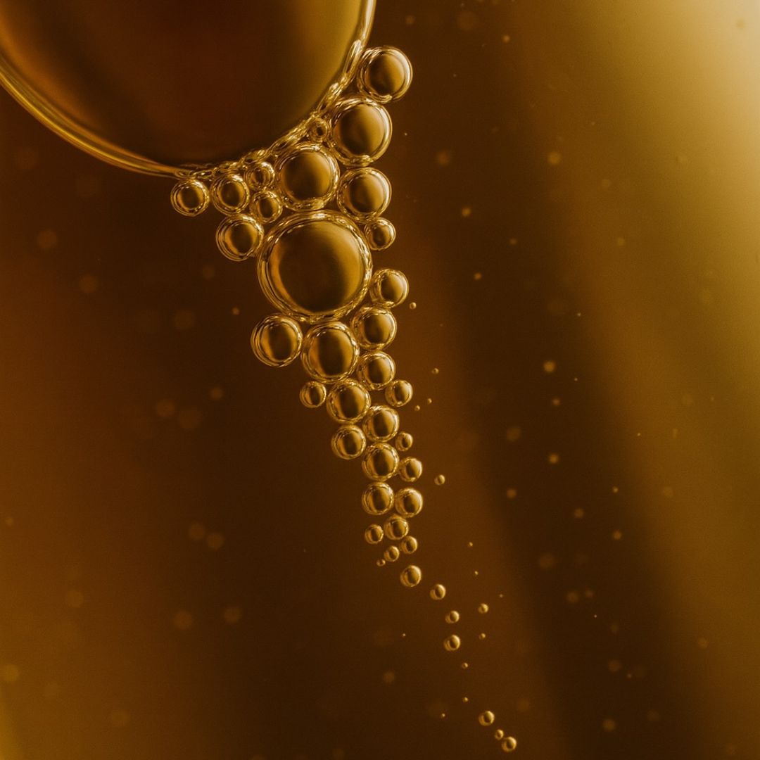 Pleťové oleje: klíč k vyživené pleti i v chladném období